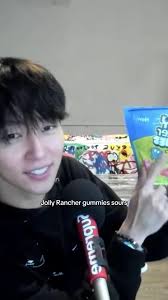 POV: woosung showing you his fav jellies and feeding you 🥰 oh i miss his  twitch lives so much 😭 #woosung #live #therose #sammy #kpop #kband