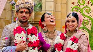 Kangana ranaut with her sister rangoli. Kangana Ranaut Shares Beautiful Photos From Brother Aksht S Wedding Welcomes Sister In Law To Family Celebrities News India Tv