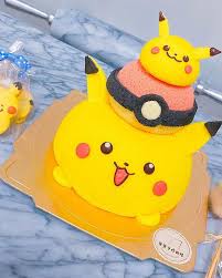 instagram 上的柒柒手作烘焙 皮卡丘造型戚風蛋糕 pokemon 寶 可夢皮卡丘從小紅到現在還記得小時候有玩電腦版的口袋妖怪用3 5磁片存著遊戲如果無法破關就帶著磁片去請朋友破關超級風靡耶 謝謝漂亮媽咪製作給寶寶當週歲蛋糕 緣分總是會意想不到的連結