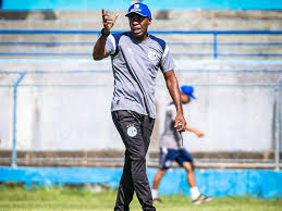 Adversário do Grêmio na Copa do Brasil demite treinador