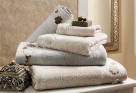 Choosing The Best Bath Towels Lovetoknow