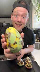 Make a Dubai Chocolate Egg with me for #Easter 🍫🥚