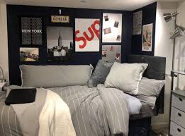 Bedroom is an important room because it will be the place to get rest after a long day at work or at school. Dorm Room Ideas For Guys 40 Astonishing College Dorm Rooms 40 Astonishing College Dorm Rooms
