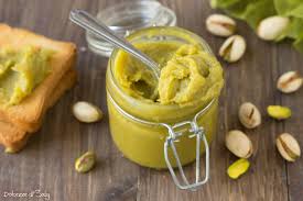 La Crema Al Pistacchio Spalmabile E Una Vera Chicca Da Spalmare Sul Pane O Per Preparare Creme O Dolcetti Vari Ricetta Co Ricette Ricette Di Cucina Pistacchio
