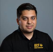 It was awesome to have Brian Calhoun back as an honorary captain last week!  Calhoun was a First Team All-Big Ten, Second-Team All-American running back  for the Badgers. Do you have a