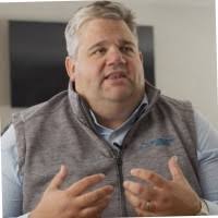 The Cape Cod real estate community lost a legend yesterday with the passing  of Chuck Lockhart. He was one day past his 95th birthday. Over the years,  Chuck and I had enjoyable