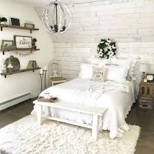 This bedroom is mostly farmhouse themed, as you can see from the neutral colors when it comes to mixing and matching farmhouse bedroom decor ideas, you practically have limitless options. 35 Stunning Rustic Farmhouse Master Bedroom Ideas Http 9homedecor Info 35 Stu Farmhouse Style Bedroom Decor Farmhouse Style Bedrooms Farmhouse Bedroom Decor