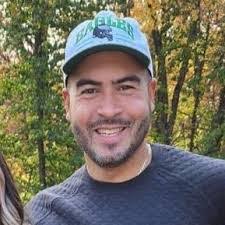 Lloyd Houston's Instagram, Twitter & Facebook