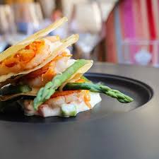 Le Dit Vin Mille Feuilles De Gambas Et Asperges Le Dit Vin Restaurant Aigues Mortes 30 France Blog Day Camargue Aigues Mortes Montpellier