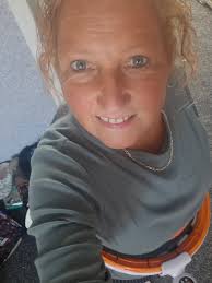 Smart Weighted Hula Hoop Group Discussion and Support