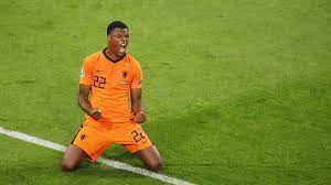 Kommt dafür ulreich zum fcb? Fc Bayern Wohl An Denzel Dumfries Interessiert Auch Inter Mailand Wohl An Oranje Star Dran Eurosport