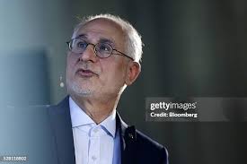 61 Key Speakers At The Europe Iran Forum Stock Photos, High-Res Pictures,  and Images