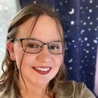 Ashley Clendenen's Instagram, Twitter & Facebook