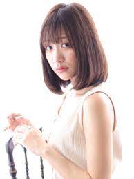 注目女性アーティスト 髪型 個性的なアーティスト5人のヘアスタイルをご紹介 bangs バングス 愛され ボブ ボブ 髪型