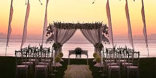 Romantic Beach Wedding Venue Intercontinental Bali Resort Prestigious Venues Http Www Romantic Wedding Venue Wedding Beach Ceremony Romantic Sunset Wedding