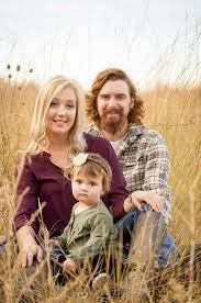 Family Of 3 Outdoor Fall Photo Fall Photoshoot Family Autumn Family Photography Family Photos