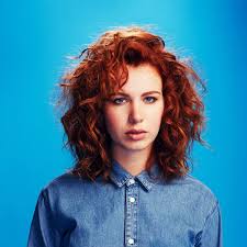 Daily Discovery Grace Mitchell A 16 Year Old From Portland Whos Inspired By Alanis Morissette And Lana Del Grace Mitchell Curly Hair Styles Short Hair Styles