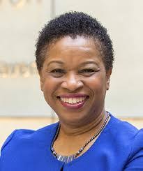 Anna Lalla's Instagram, Twitter & Facebook