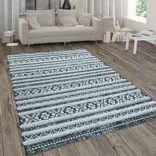 Unser teppich loha gehört mit seinem dezenten design zu unseren urbanara essentials. In Outdoor Teppich Mit Hochflor Muster Und Ethno Optik In Schwarz Weiss Kaufen Bei Diva Teppich Center
