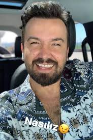 Consumer alert. Don't be a victim. This guy Dustin scammed my cousin and  someone else made a page about being scammed by him.  https://www.facebook.com/groups/637512078237491/?ref=share&mibextid=NSMWBT