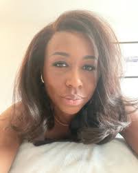 What a night! @dickinson @appletvplus @itsamandalim @aannamxriee  @alexander_armand @ninajhair @makeupbykai