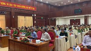 Thực hiện quyết định của bộ công an, sáng. Bá»™ Cong An Thong Tin Co Tá»• Chá»©c Ma Tuy In Giáº£ Logo Ä'ai Truyá»n Hinh Viá»‡t Nam Gáº¯n Vao Xe Bao NgÆ°á»i Lao Ä'á»™ng