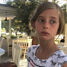 The Pros & Cons of Traveling with Kids