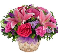 Teleflora teleflora delivers fresh flowers from your local florist and is currently offering 10% off your order when you enter your email address. Mother S Day Flower Basket Md12aa Mother S Day Flowers Canada Flowers Ca