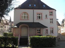 Angebote von lokalen anbietern übersichtlich dargestellt nach ort, preis und aktualität. Vales Immobilien Freiburg