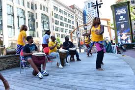 DANCECleveland celebra el Día de la Danza Comunitaria con clases y showcase - Imagen principal del artículo