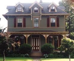 Green Weatherboards Deep Cream Trims With Dark Burgundy Shutters Exterior Colour Sc House Paint Exterior Exterior Paint Colors For House Exterior House Colors