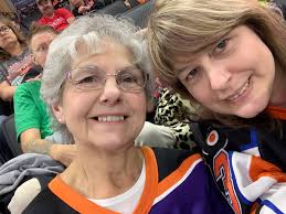 Julie Levan Lentz (@Julie_A_Lentz)