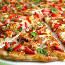 Strawberry Balsamic Pizza With Chicken Sweet Onion And Applewood Bacon Recipe Strawberry Pizza Food Recipes Yummy Food