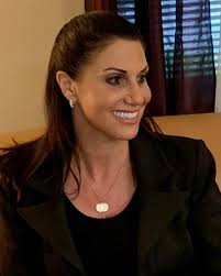 Karen Locker's Instagram, Twitter & Facebook