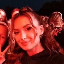 ✨😜Bestia😜✨ (@bestia7674)