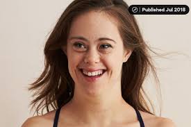 Aerie Now Has Models With Visible Disabilities And Illnesses