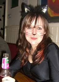 Zoo keeper mauled to death by tiger in enclosure with 'defective' lock was  doing her dream job, her mother tells inquest