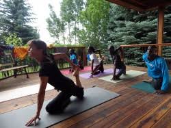 Take care of yourself and move slowly, gently during transitions. Grube Von Uta Yoga Pose Der Woche 10 Eine Variante Der Taube Uta Pippig