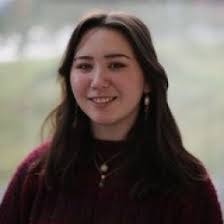 Lisa Dana's Instagram, Twitter & Facebook