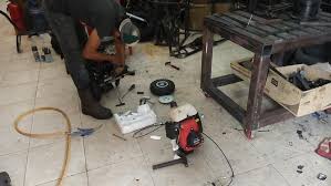 Irama langkah ibunda ketika menggendong menjadi hal yang sangat menenangkan bagi para bayi. Impian Gizmo Cerita Kereta Sorong Berenjin Tengah Facebook