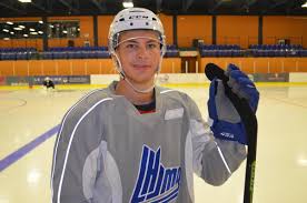 Most recently in the nhl with tampa bay lightning. Yanni Gourde Continue D Epater Son Entraineur Et S Approche D Un Record D Equipe La Nouvelle Union Et L Avenir De L Erable