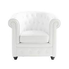 Fauteuil Aspect Cuir Blanc Capitonne Chesterfield Sur Maisons Du Monde Decouvrez Un Large Choix De Meubles De Deco Sillon Blanco Sillones Sillon Chesterfield