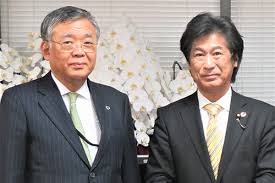 坂口は、第2次森改造内閣（中央省庁再編後）にて厚生労働大臣に任命され、以降、 第1次小泉内閣 、 第1次小泉第1次改造内閣 、 第1次小泉第2次改造内閣 、 第2次小泉内閣 と計5内閣連続で厚生労働大臣を務めている。. æ´»å‹•å ±å'Š æ—¥æœ¬è–¬å‰¤å¸«ä¼š