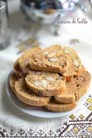 Fekkas Biscuit Croquant Marocain Recette En Video Les Fekkas Ressemble Beaucoup Aux Biscottis Parfumes A Recette Gateau Marocain Recette Biscotti Fekkas