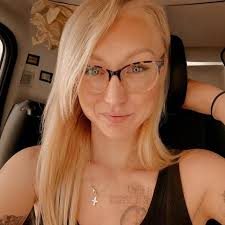 Hi Leute, mein Name ist Chris, nun hat es mich auch zu Threads verschlagen.  Ich bin Tattoo Artist aus Österreich und führe mein eigenes Tattooloft. Wo  sind hier die Tattoobegeisterten.. lasst mir