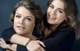 Goedele liekens geeft in het interview toe dat ze het erg moeilijk heeft gehad met de breuk tussen haar en haar partner luc. Dochter Van Goedele Liekens Duidelijk Dat Zijn Allemaal Idioten Showbizz 24