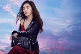 The following series the imperial coroner (2021) chinese drama starring su xiao tong, wang zi qi and zhao yao ke. How Many Languages Yang Mi Can Speak