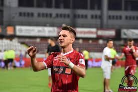 Iubita lui dorian popa, fotografiată goală în propria locuință! Deian Sorescu A Vorbit Despre Debutul Extrem De Reusit Cine A Insistat Pentru Transferul Sau Dinamo1948