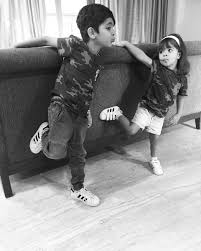 Ailesi, 3 yaşındayken adını ayushmann khurrana olarak değiştirdi. Photo Cute Kids Of Ayushmann Khurrana