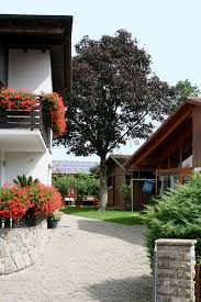 / freuen sie sich auf einen balkon. Ferienpension Marion